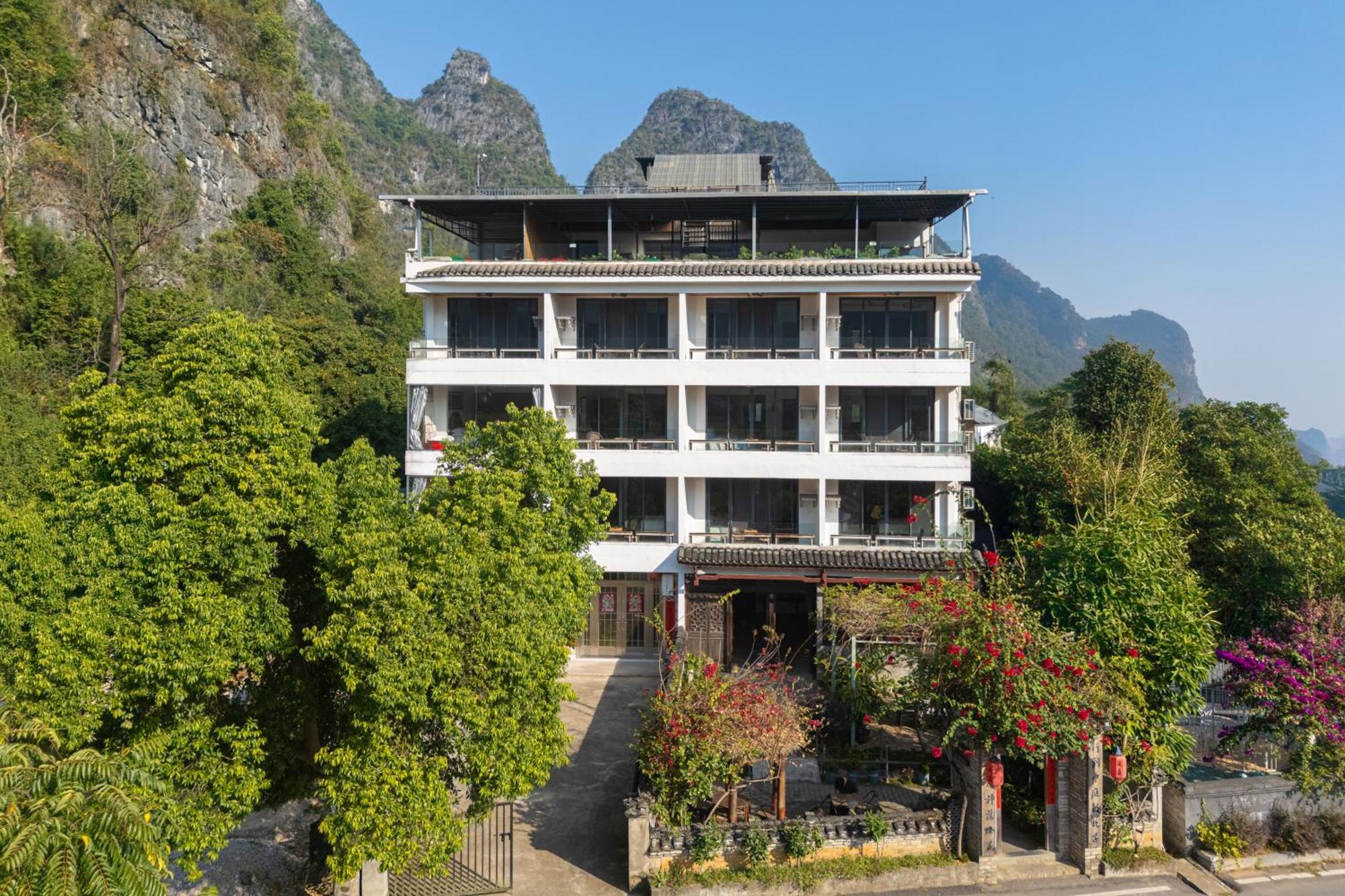 Leisure Courtyard Hotel Yangshuo-Free Shuttle Bus To Yangshuo Station Stay 2 Nights One Way 외부 사진