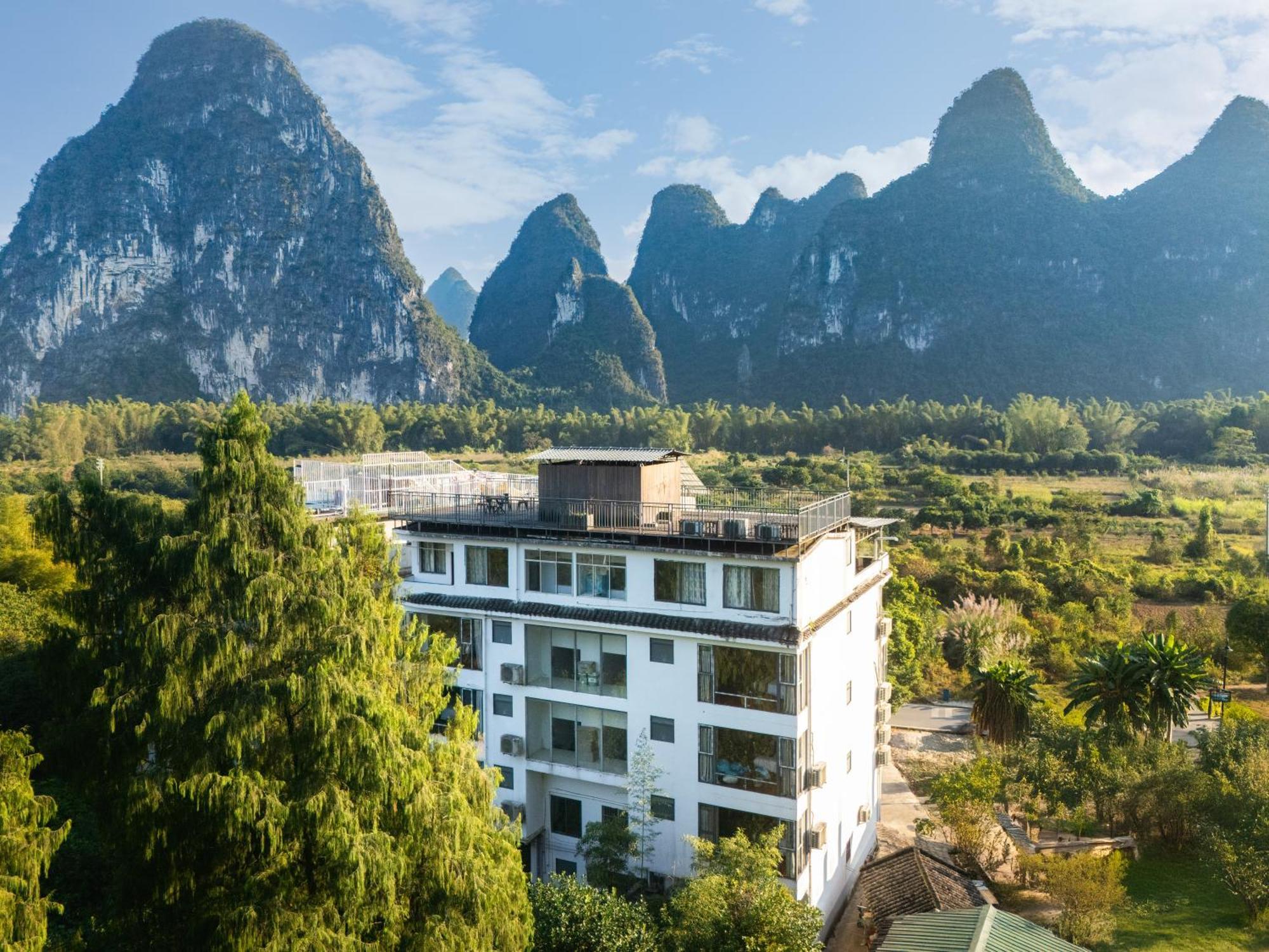 Leisure Courtyard Hotel Yangshuo-Free Shuttle Bus To Yangshuo Station Stay 2 Nights One Way 외부 사진